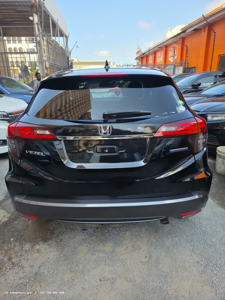 Honda Vezel photo 11 of 13