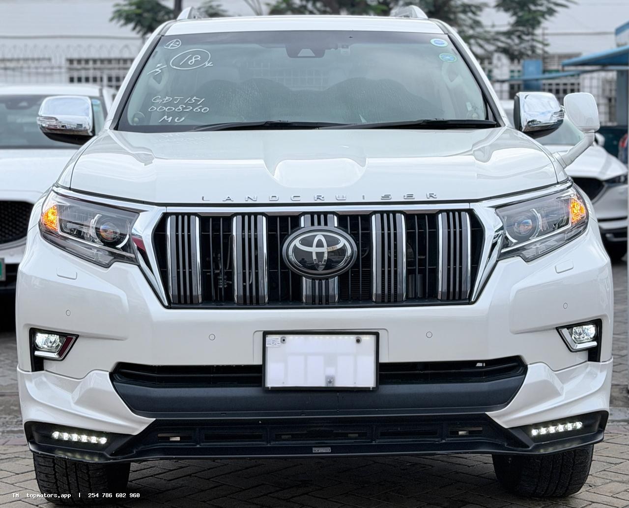 Toyota Land Cruiser Prado TZG photo 5 of 7