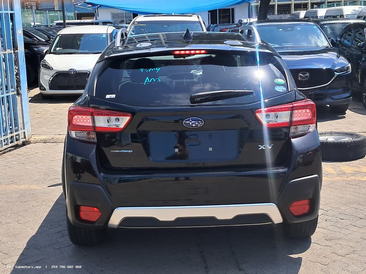 Subaru XV photo 5 of 12