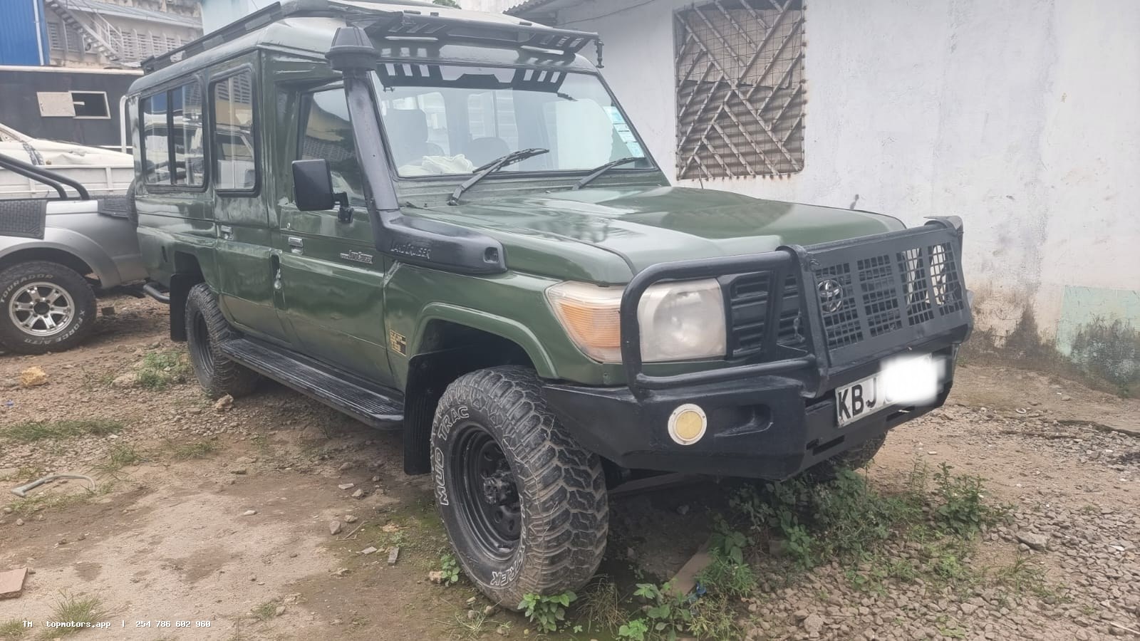 Toyota Land Cruiser Tour Van