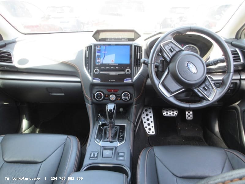 Subaru XV photo 7 of 12