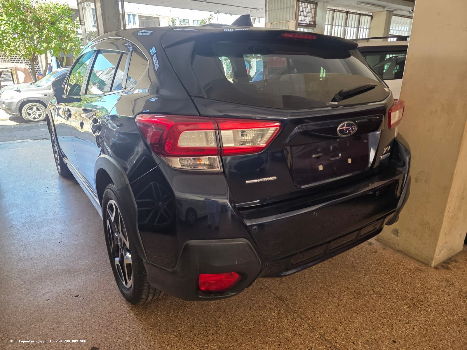 Subaru XV photo 4 of 13