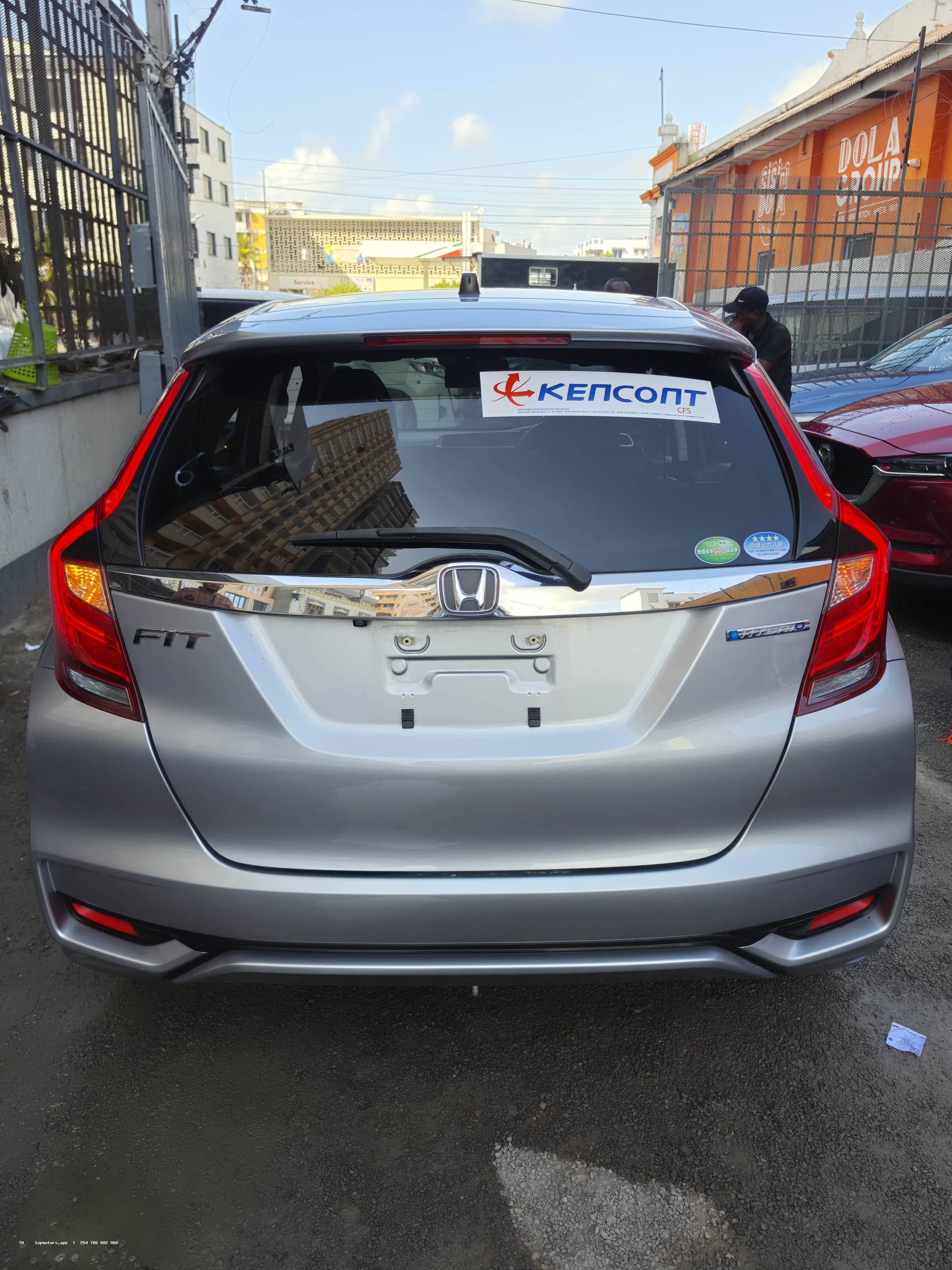 Honda Fit photo 15 of 20