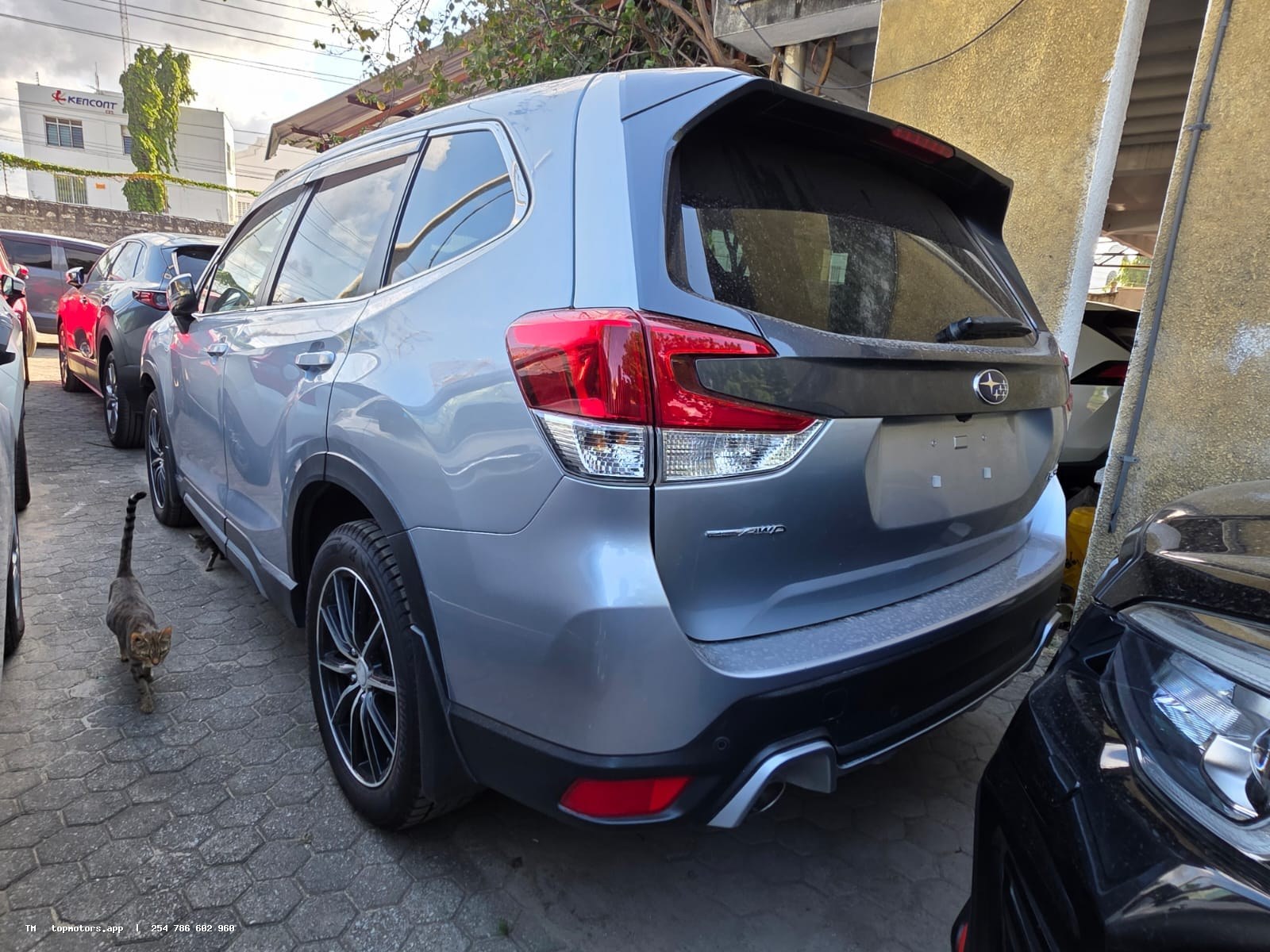 Subaru Forester photo 4 of 9