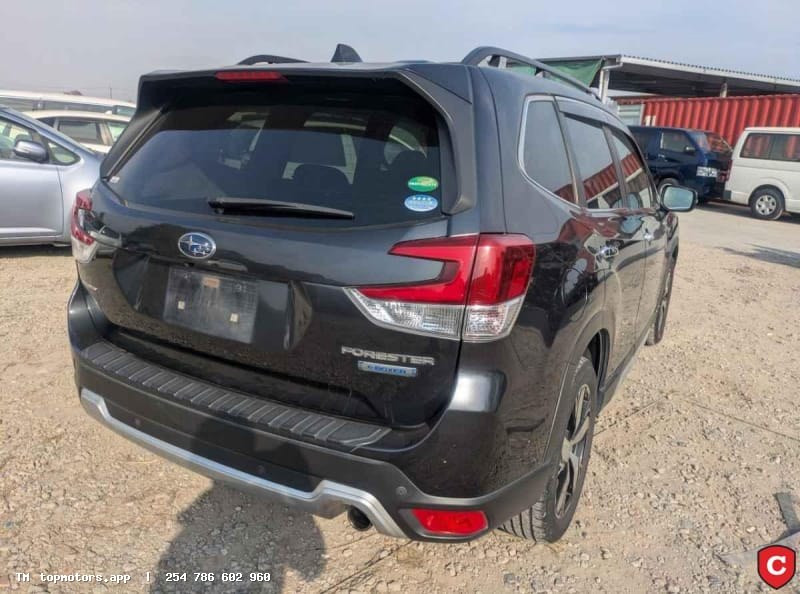 Subaru Forester photo 2 of 6