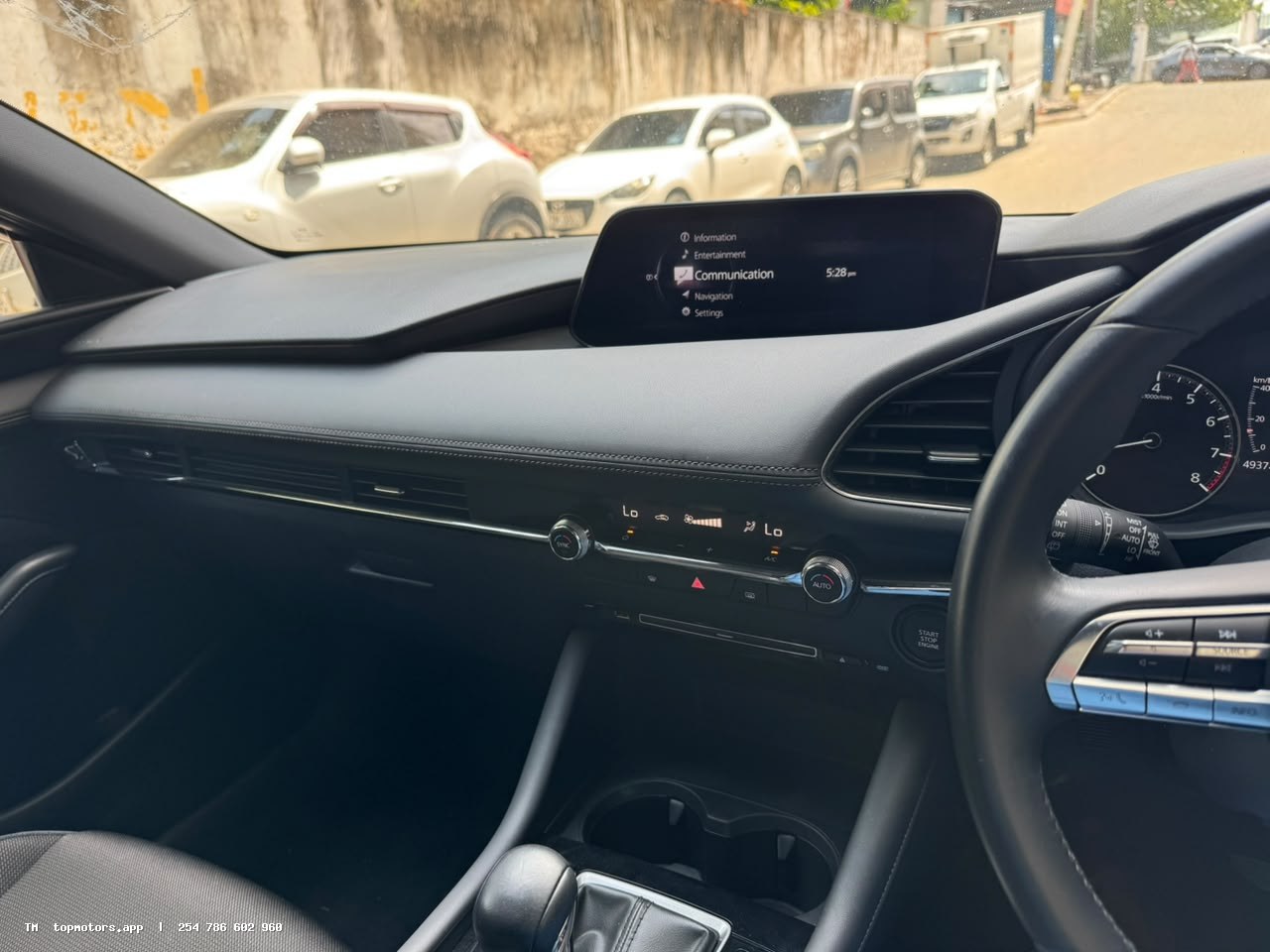 Mazda 3 photo 15 of 21
